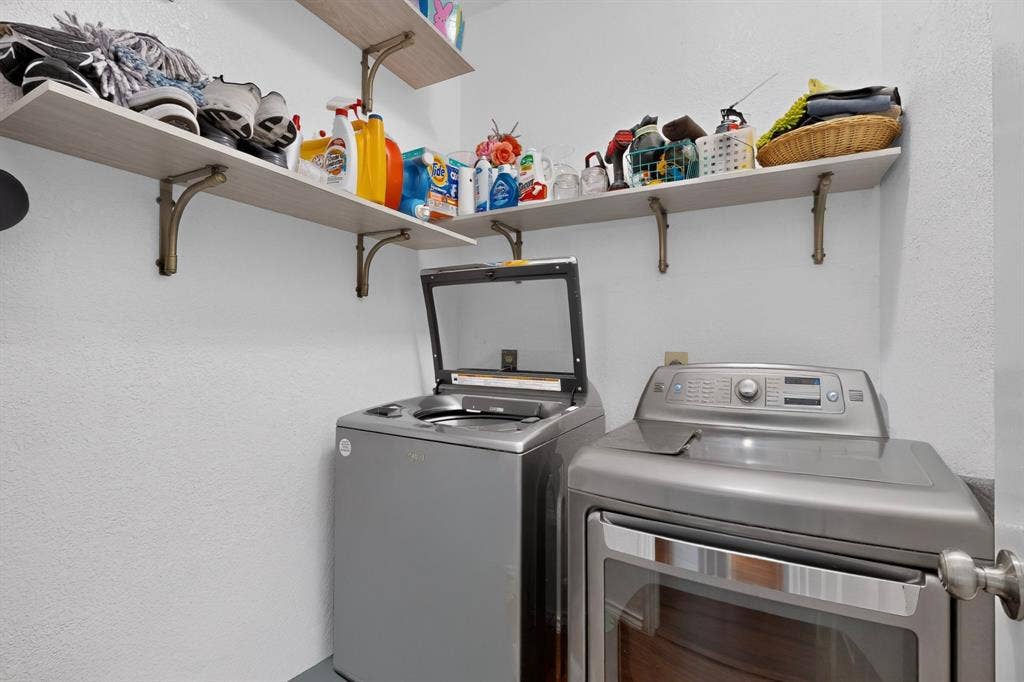 2819 Williams Way Court, Dallas, TX 75228 2819 Williams Way Court, Dallas, TX 75228