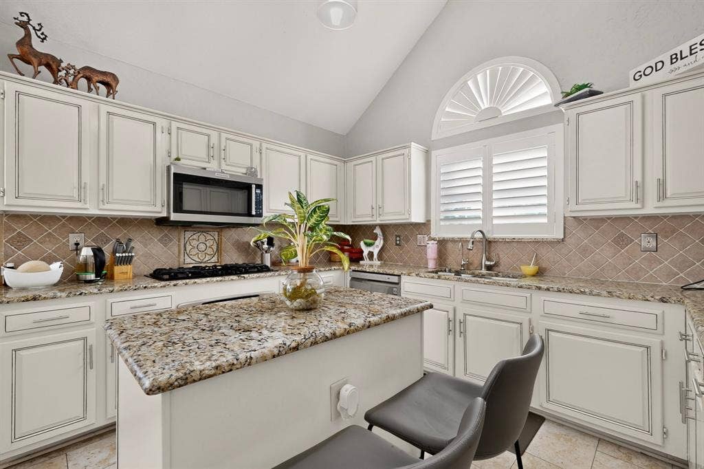 2819 Williams Way Court, Dallas, TX 75228 2819 Williams Way Court, Dallas, TX 75228