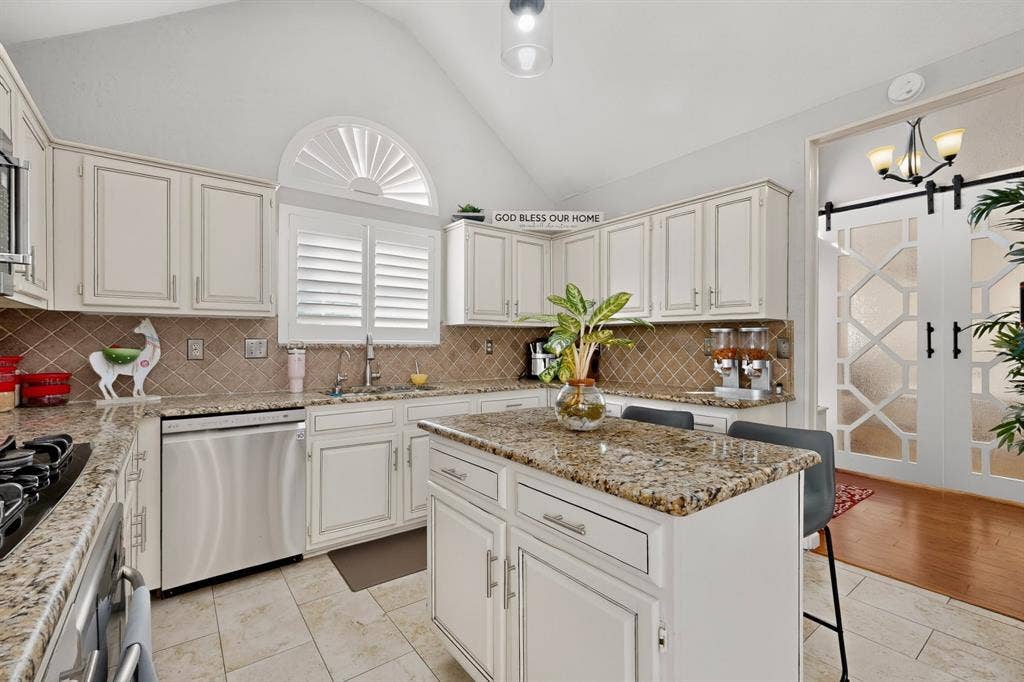 2819 Williams Way Court, Dallas, TX 75228 2819 Williams Way Court, Dallas, TX 75228