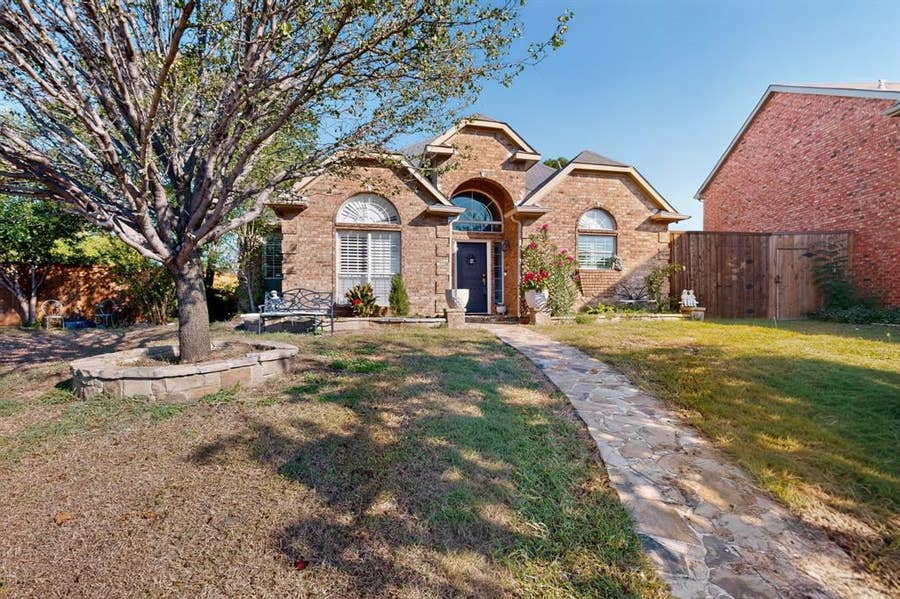 Property photo for 2819 Williams Way Court, Dallas, TX