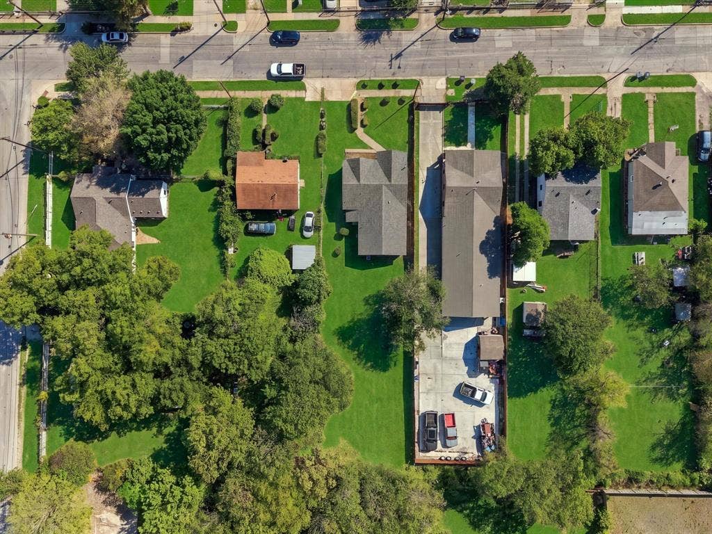 1727 Mentor Avenue, Dallas, TX 75216 Additional content