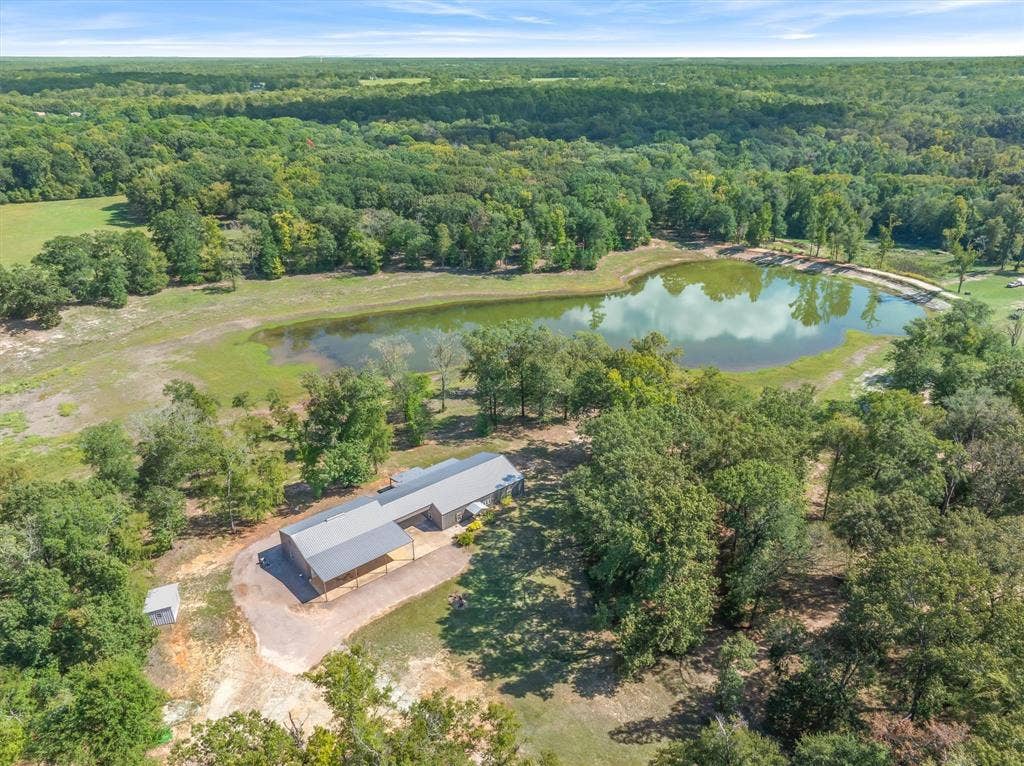 1143 VZ County Road 4602, Ben Wheeler, TX 75754