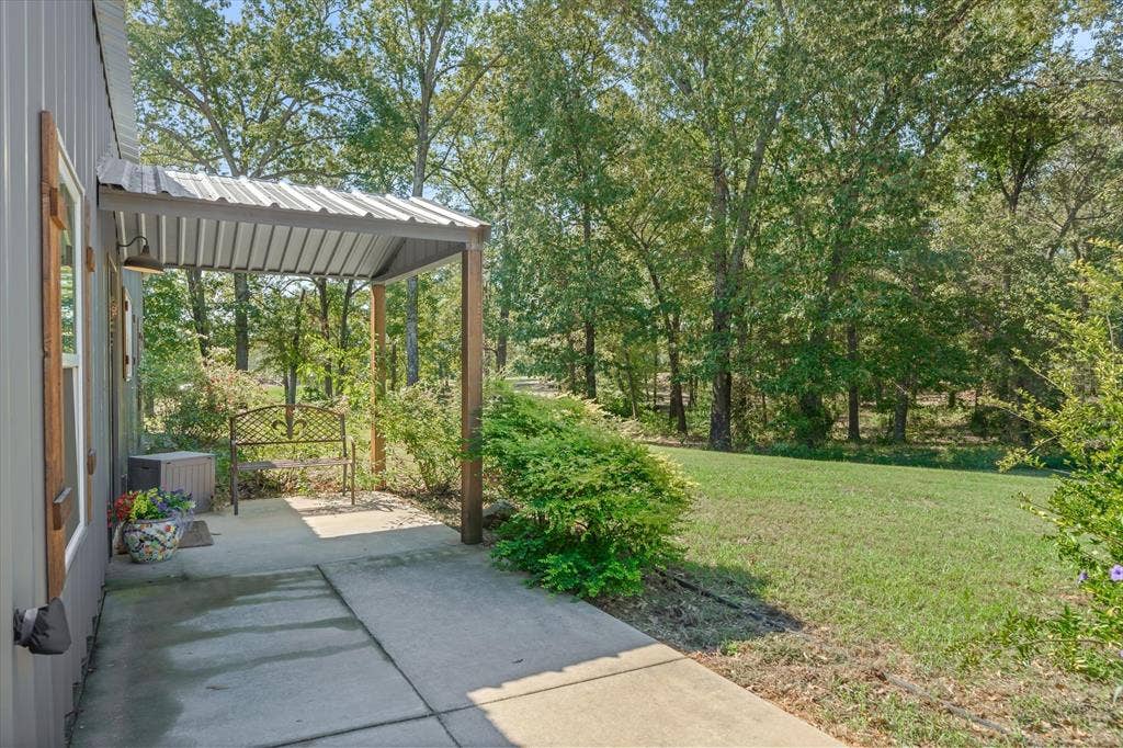 1143 VZ County Road 4602, Ben Wheeler, TX 75754