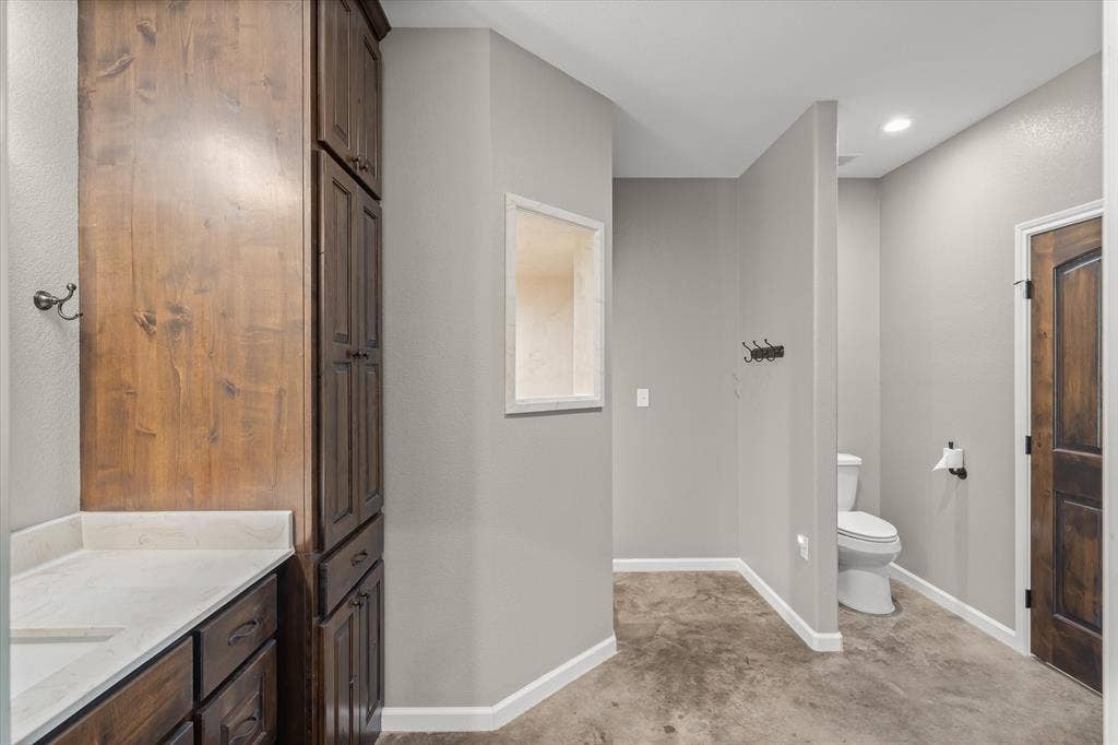 1143 VZ County Road 4602, Ben Wheeler, TX 75754