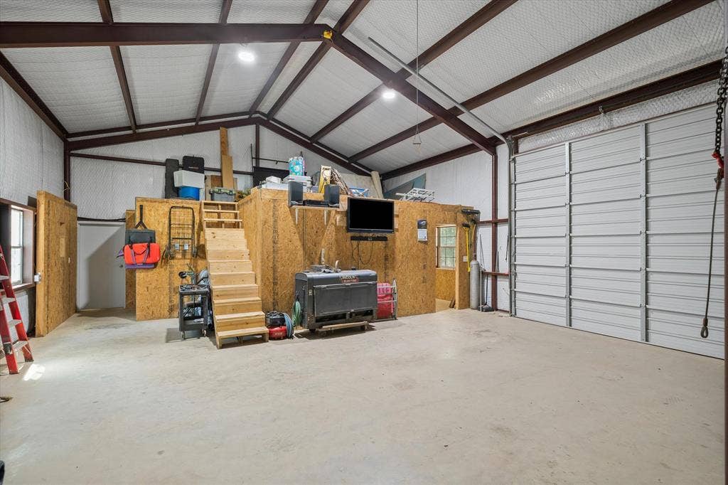 1143 VZ County Road 4602, Ben Wheeler, TX 75754