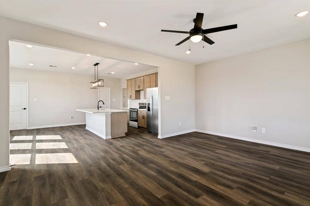 1428 Brushy Creek Drive, Cleburne, TX 76033 1428 Brushy Creek Drive, Cleburne, TX 76033