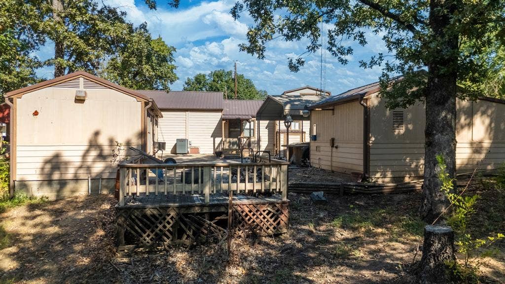 274 Private Road 7717, Emory, TX 75440