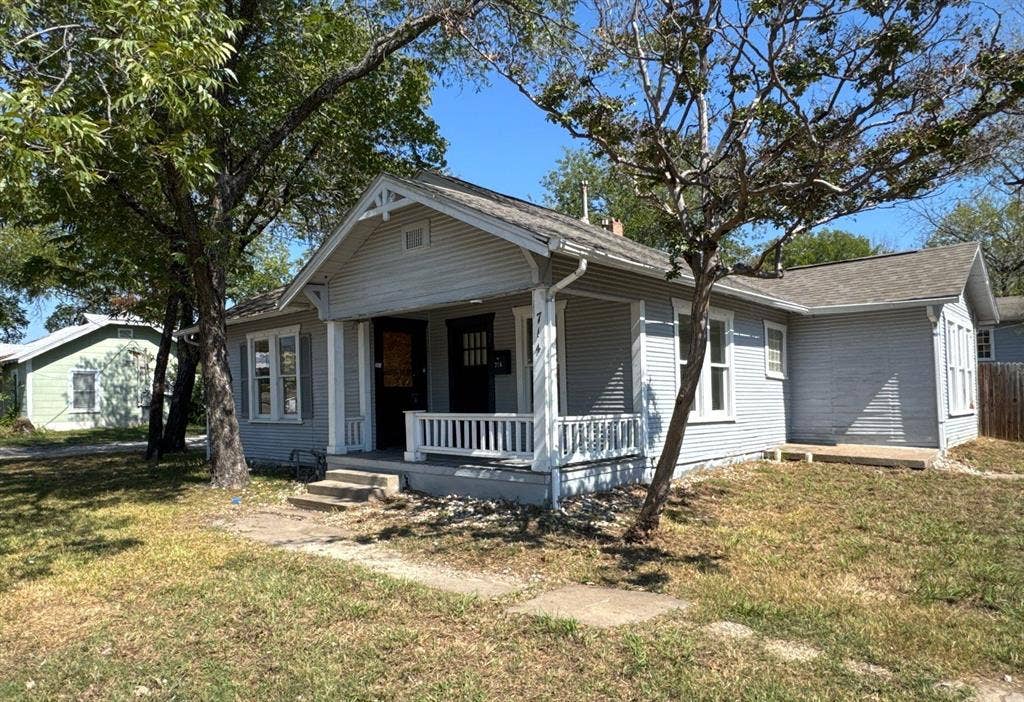 714 S Bryan Belt Line Road, Mesquite, TX 75149 714 S Bryan Belt Line Road, Mesquite, TX 75149