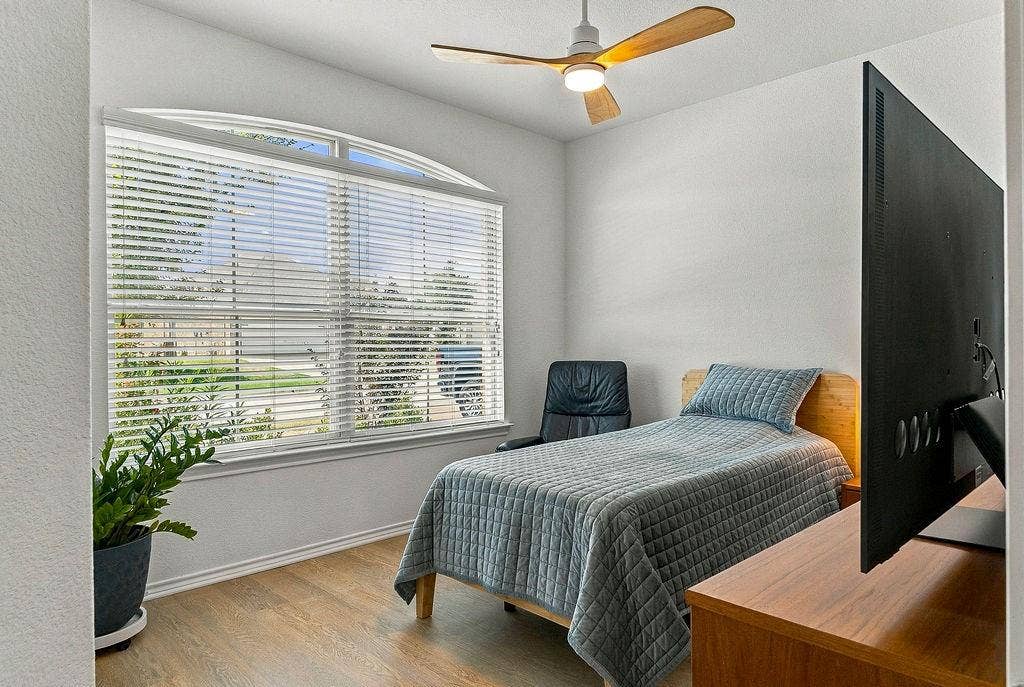 9220 Bronze Meadow Drive, Fort Worth, TX 76131 Bedroom 3