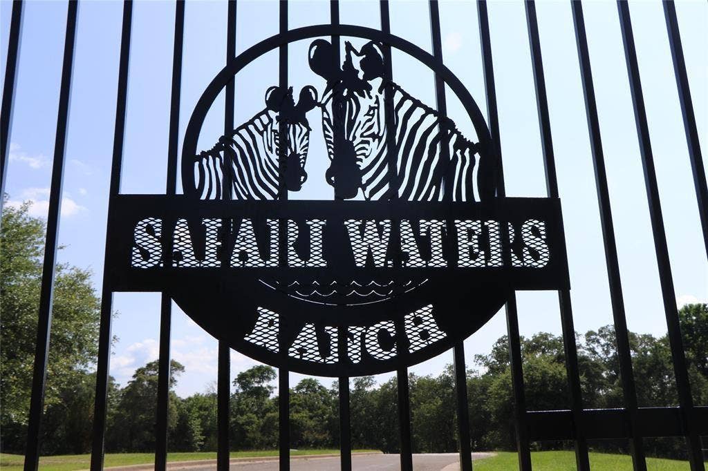 8840 Timber Ridge, Larue, TX 75770 Beyond this gate is the best kept secret in East Texas -- Safari Waters Ranch!