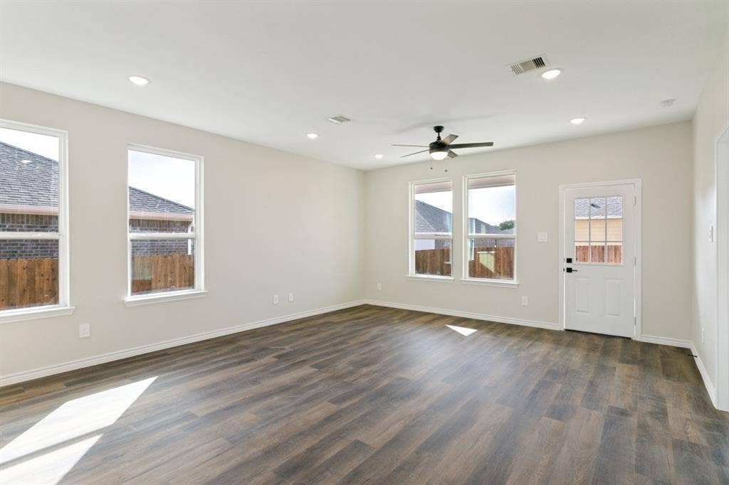 1426 Brushy Creek Drive, Cleburne, TX 76033