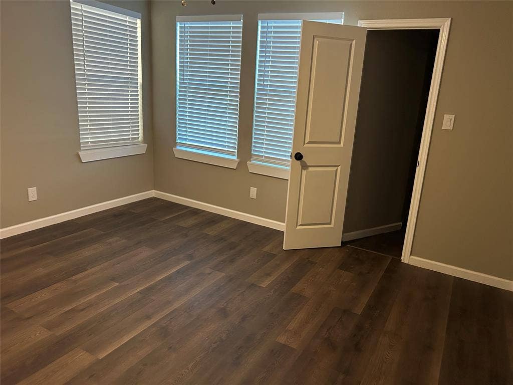 2815 Hedgerow Drive, Dallas, TX 75235 2815 Hedgerow Drive, Dallas, TX 75235