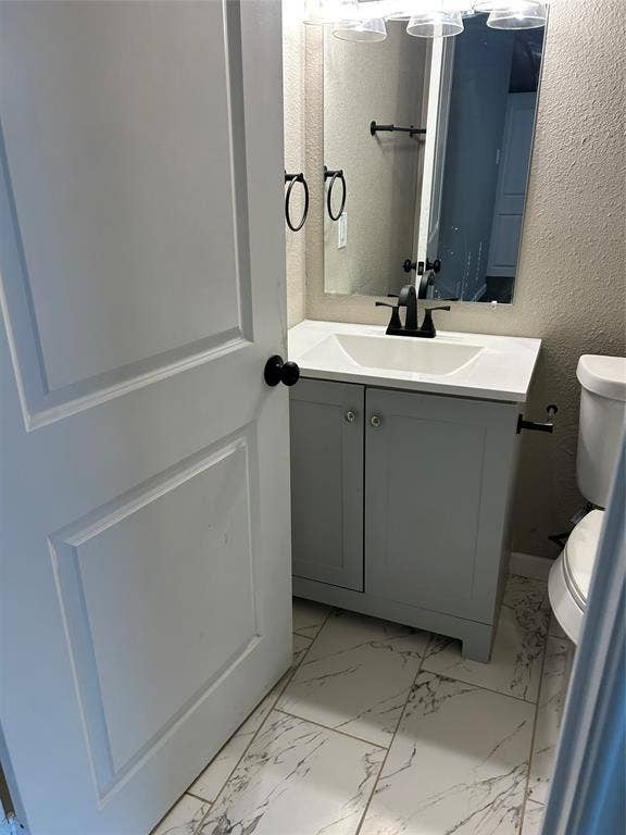 2815 Hedgerow Drive, Dallas, TX 75235 2815 Hedgerow Drive, Dallas, TX 75235