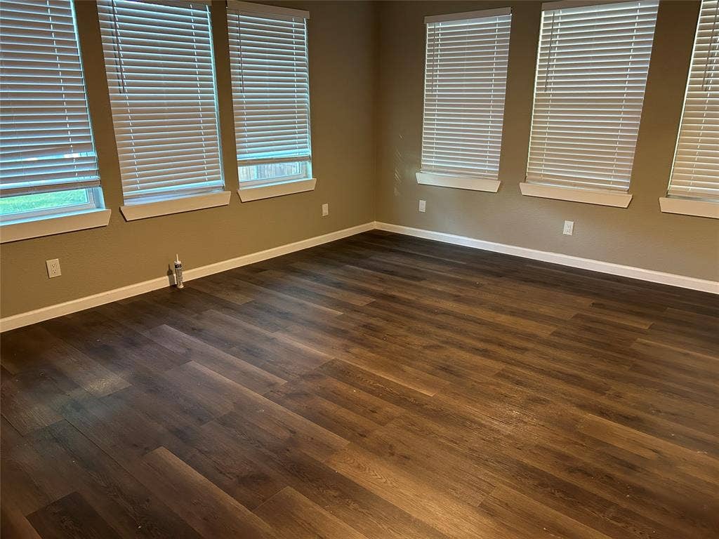 2815 Hedgerow Drive, Dallas, TX 75235 2815 Hedgerow Drive, Dallas, TX 75235
