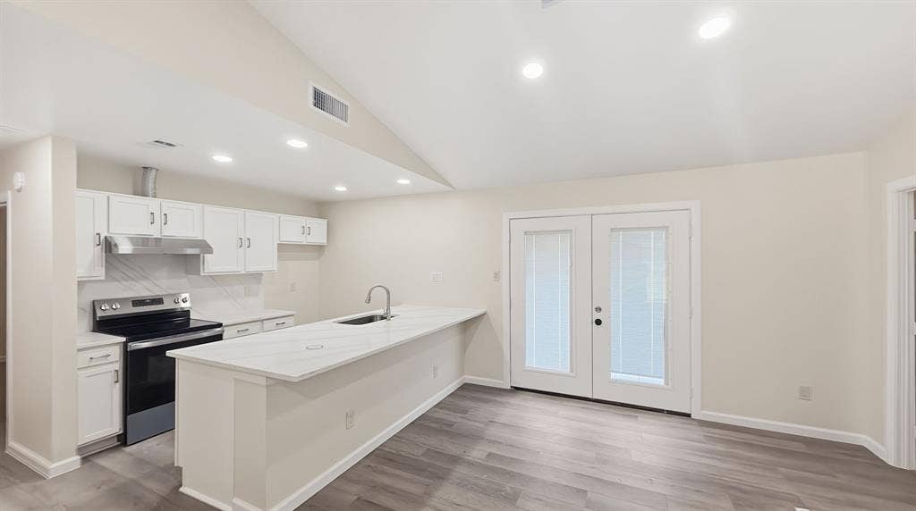 920 Carom Way, Dallas, TX 75217 920 Carom Way, Dallas, TX 75217