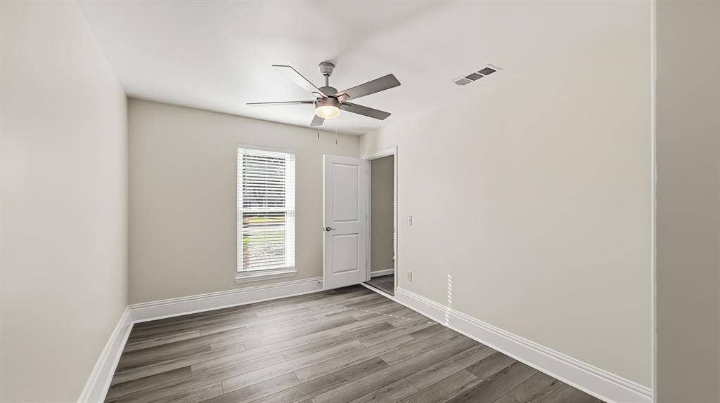 920 Carom Way, Dallas, TX 75217 920 Carom Way, Dallas, TX 75217