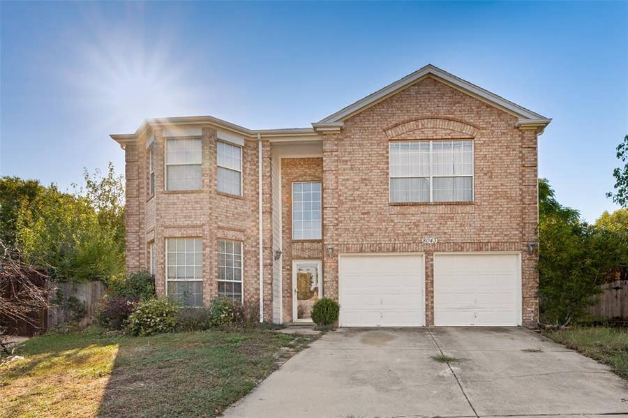 Property photo for 8043 Southern Pine Way, Fort Worth, TX