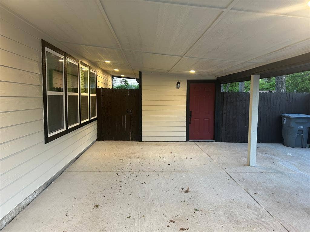 10312 Desdemona Drive, Dallas, TX 75228 10312 Desdemona Drive, Dallas, TX 75228