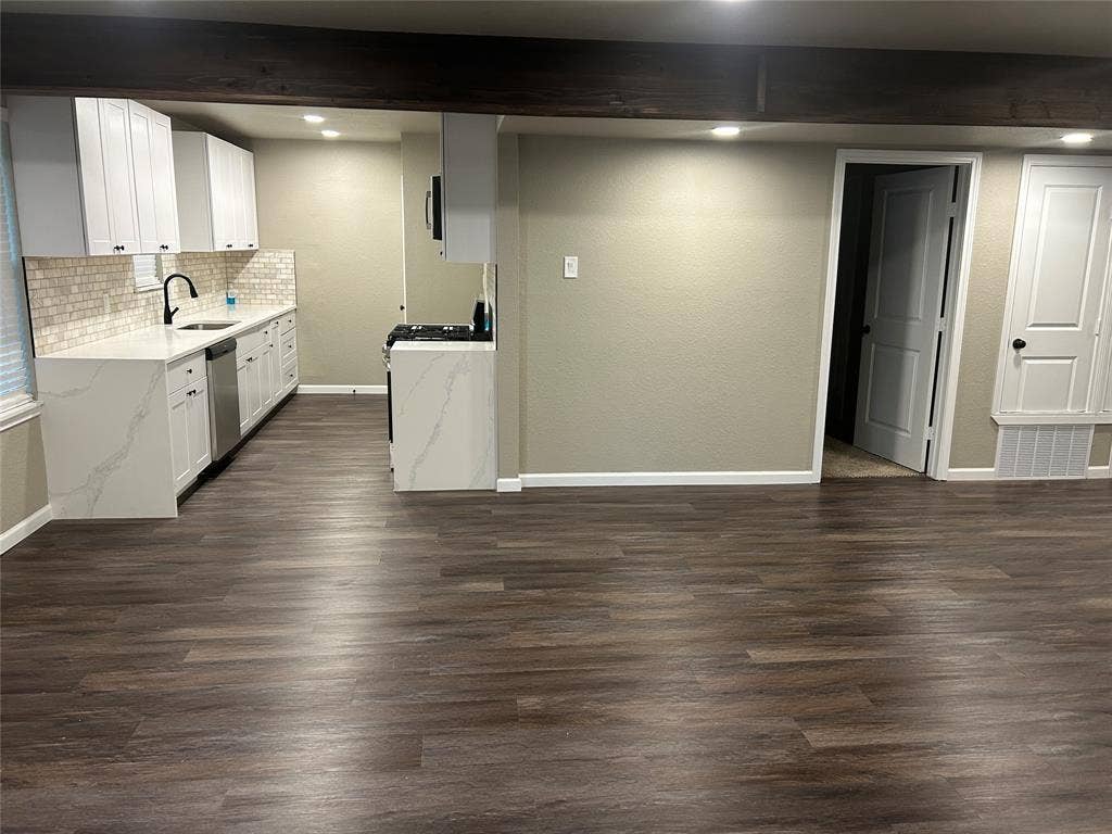 10312 Desdemona Drive, Dallas, TX 75228 10312 Desdemona Drive, Dallas, TX 75228