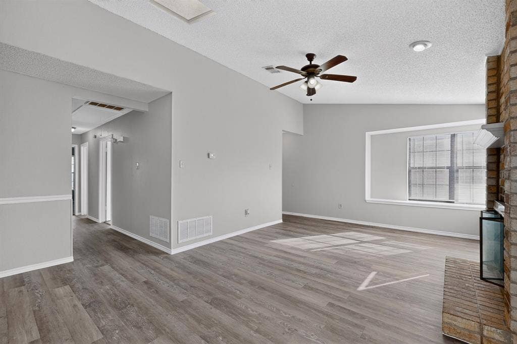 118 Wilderness Trail, Mesquite, TX 75149