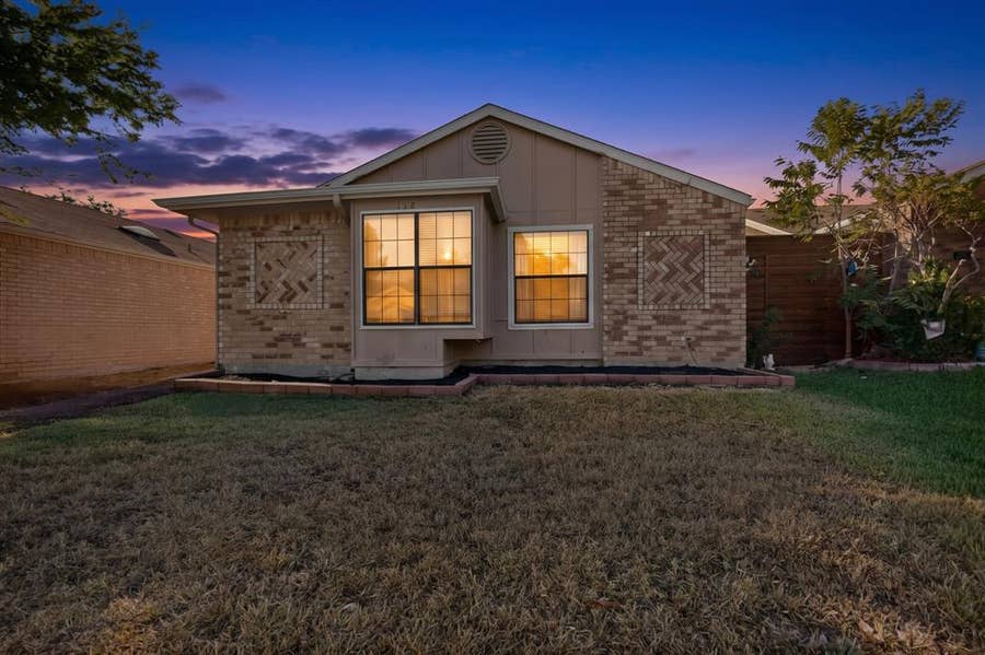 Property photo for 118 Wilderness Trail, Mesquite, TX