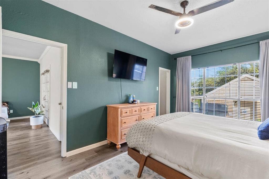 3550 Country Square Drive, #111, Carrollton, TX 75006