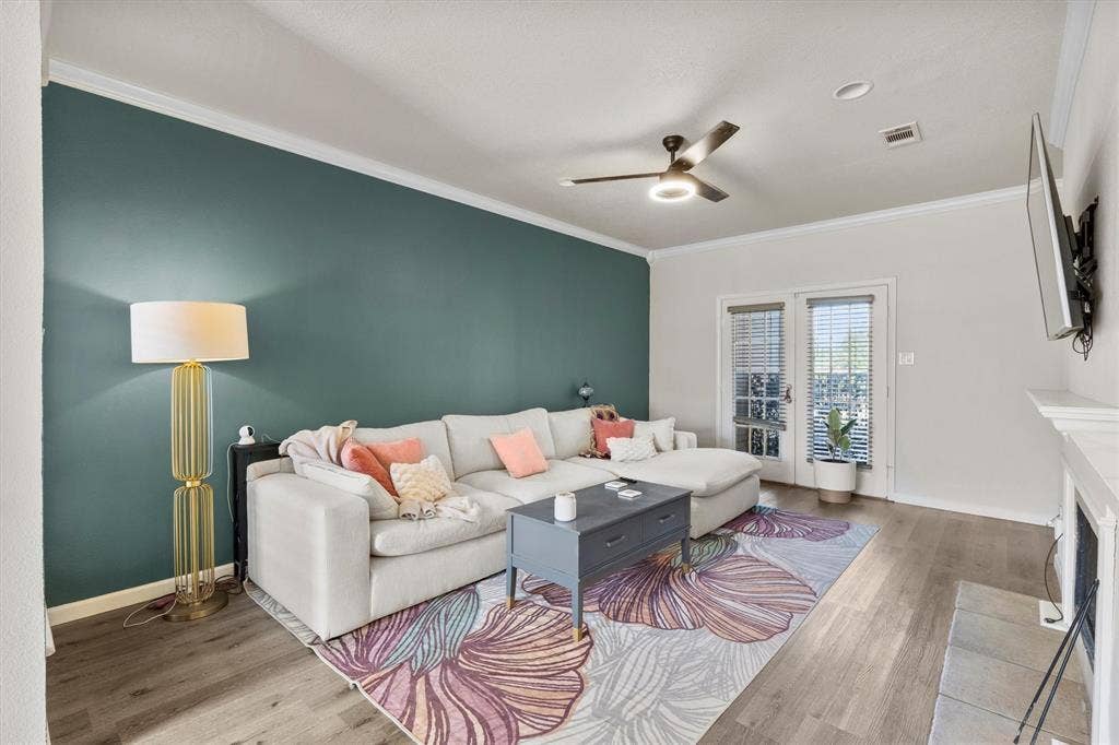 3550 Country Square Drive, #111, Carrollton, TX 75006