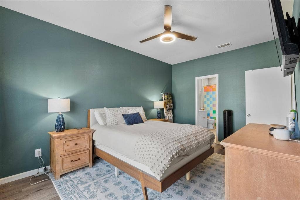 3550 Country Square Drive, #111, Carrollton, TX 75006