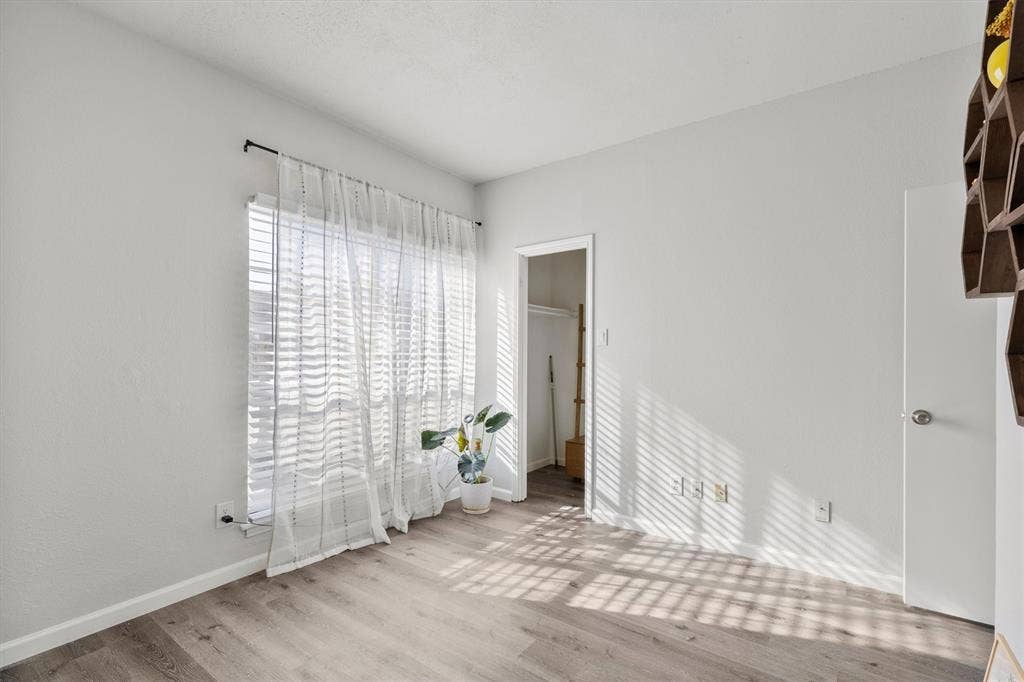 3550 Country Square Drive, #111, Carrollton, TX 75006