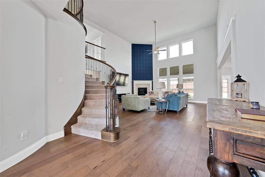 2208 Birdwatch Lane, Mansfield, TX 76084