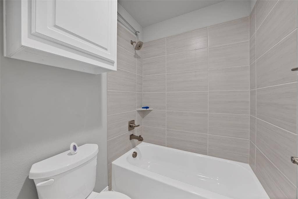 2208 Birdwatch Lane, Mansfield, TX 76084