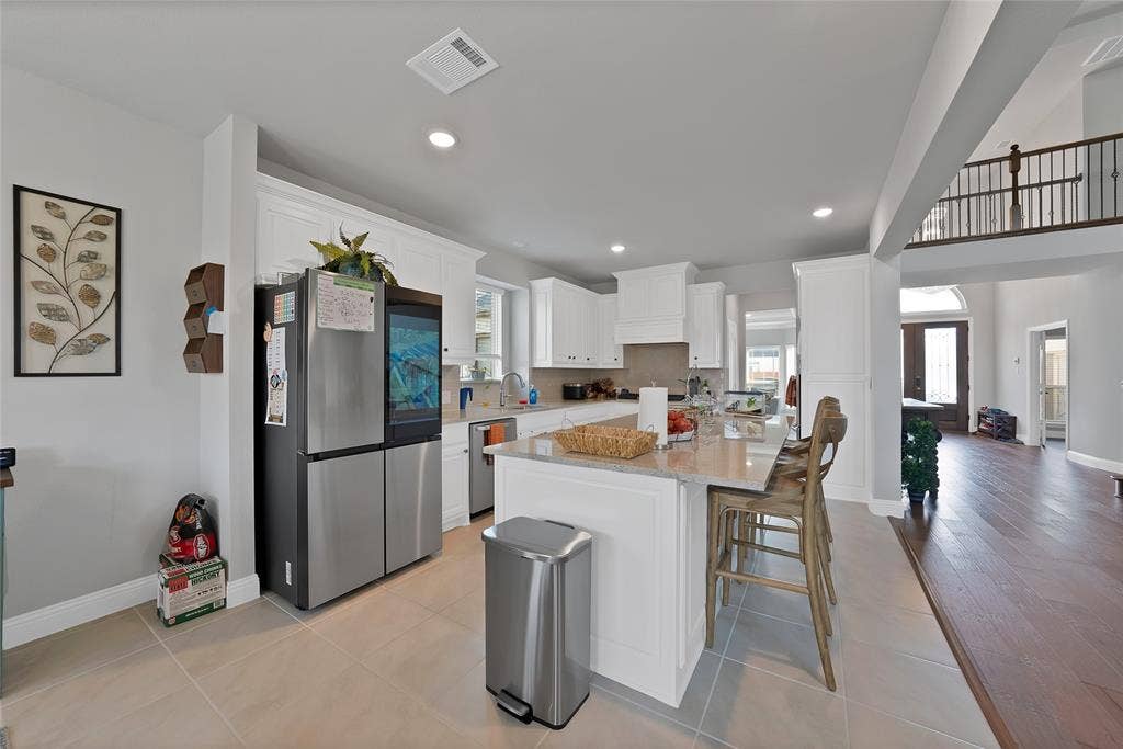 2208 Birdwatch Lane, Mansfield, TX 76084