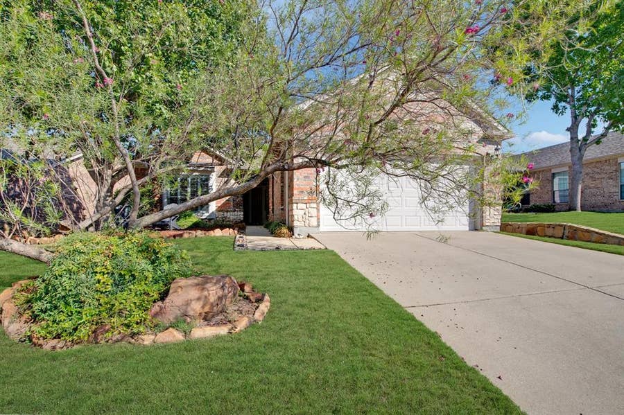 Property photo for 3805 Pineoak Lane, Denton, TX