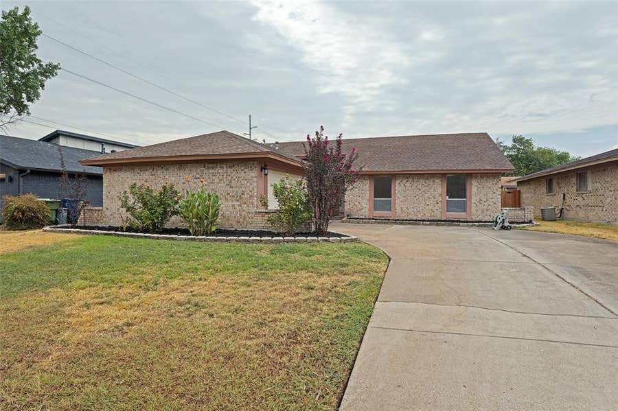 Property photo for 2205 Phoenix Drive, Garland, TX