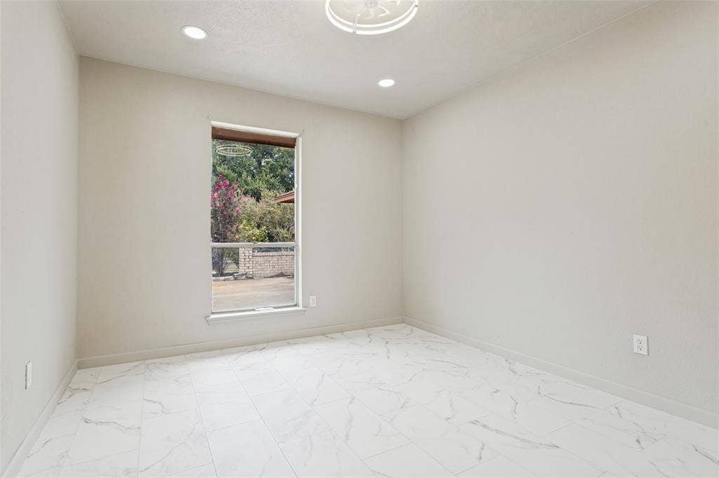 2205 Phoenix Drive, Garland, TX 75040 2205 Phoenix Drive, Garland, TX 75040