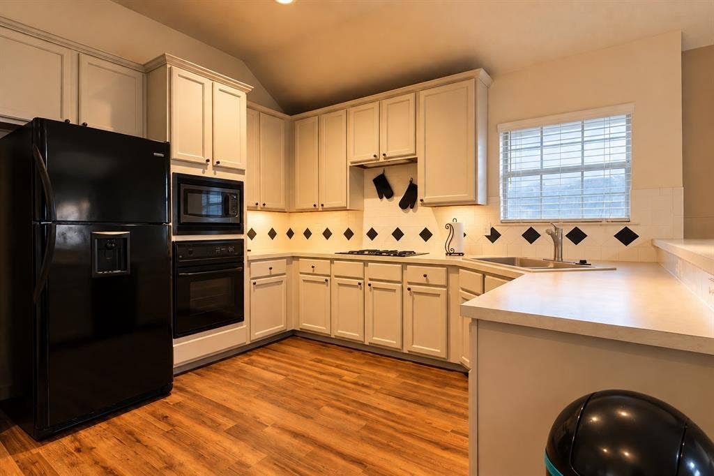 4113 Katy Court, Frisco, TX 75035 4113 Katy Court, Frisco, TX 75035
