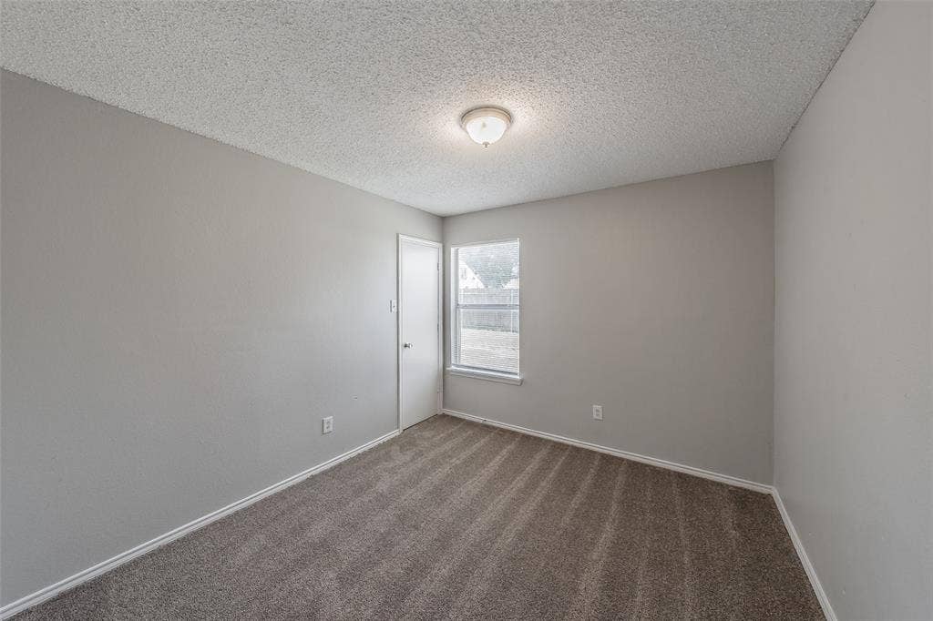 3750 Meadowbrook Drive, Fort Worth, TX 76103 3750 Meadowbrook Drive, Fort Worth, TX 76103