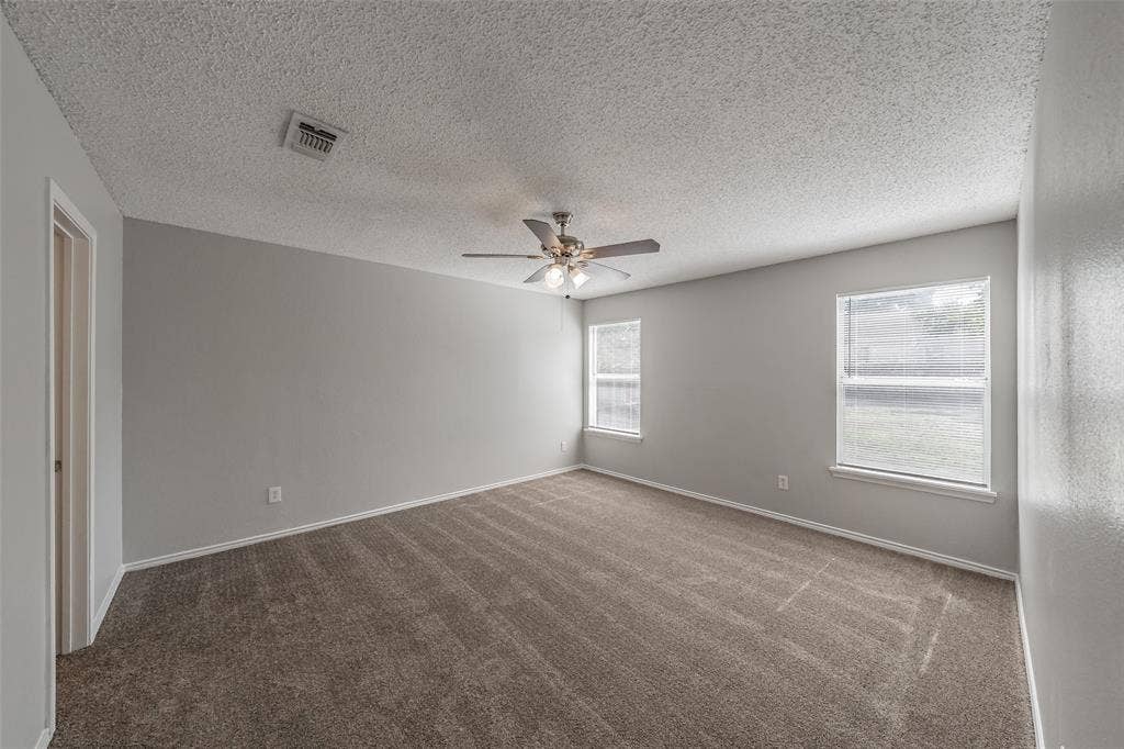 3750 Meadowbrook Drive, Fort Worth, TX 76103 3750 Meadowbrook Drive, Fort Worth, TX 76103