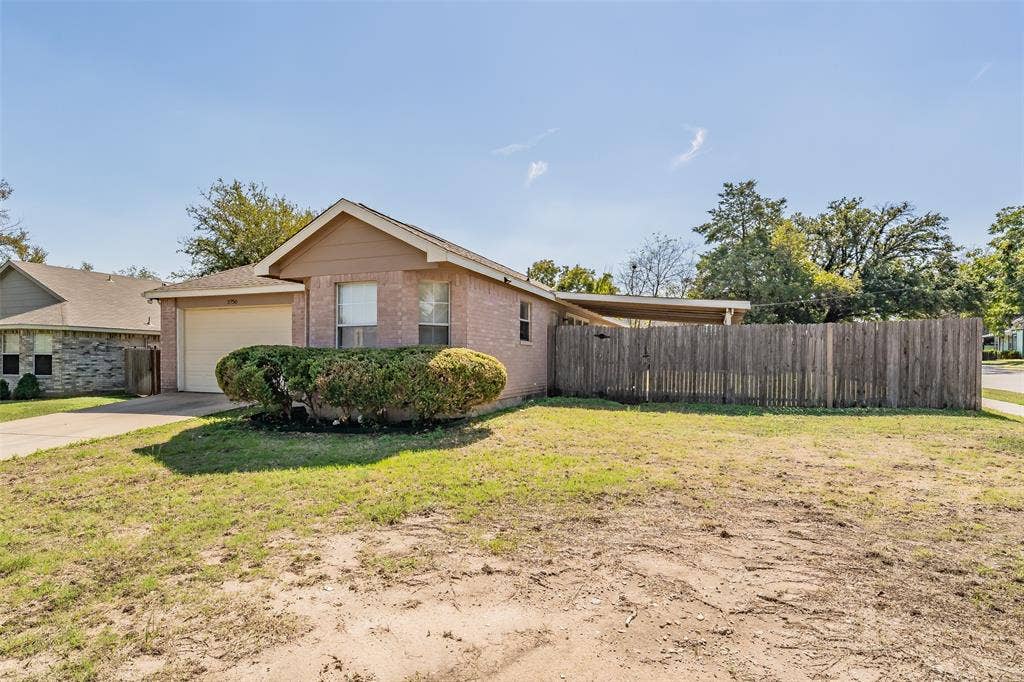 3750 Meadowbrook Drive, Fort Worth, TX 76103 3750 Meadowbrook Drive, Fort Worth, TX 76103