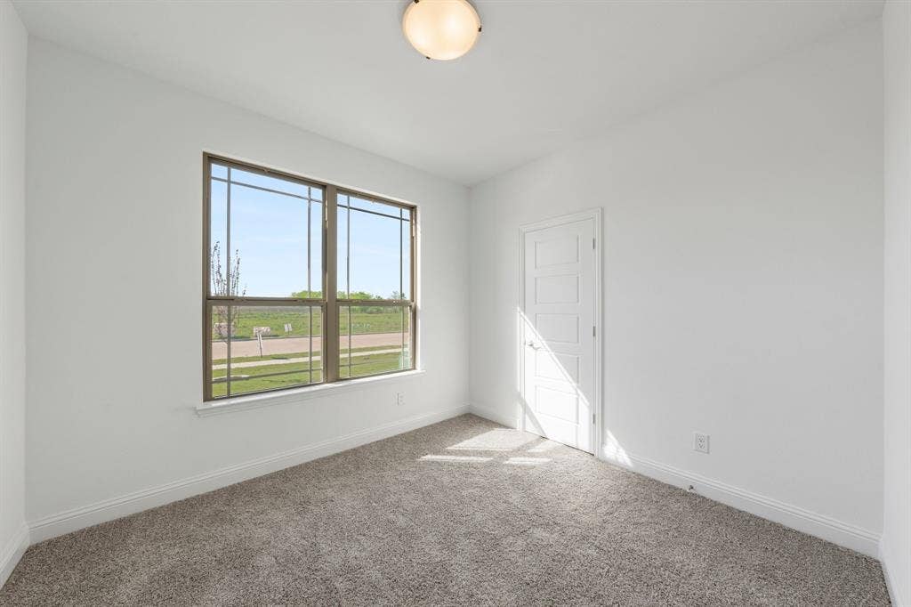 2457 Acacia Road, Cleburne, TX 76059