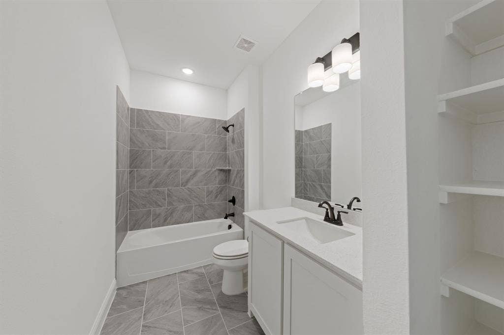 2457 Acacia Road, Cleburne, TX 76059
