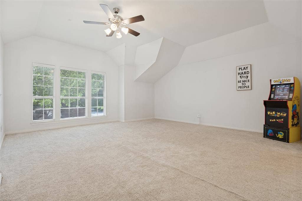 2323 Everton Drive, Arlington, TX 76001