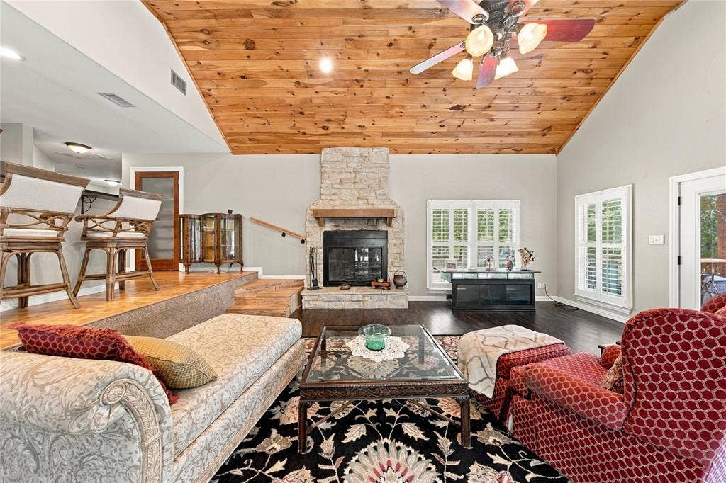 5280 Loma Vista, Malakoff, TX 75148