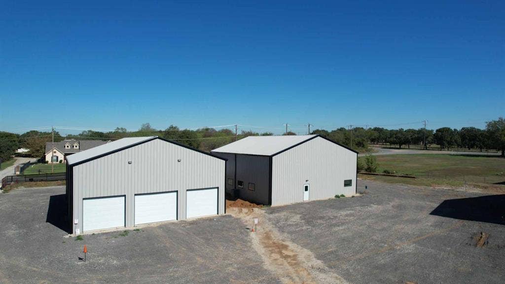 4334 Burleson Retta, Burleson, TX 76028