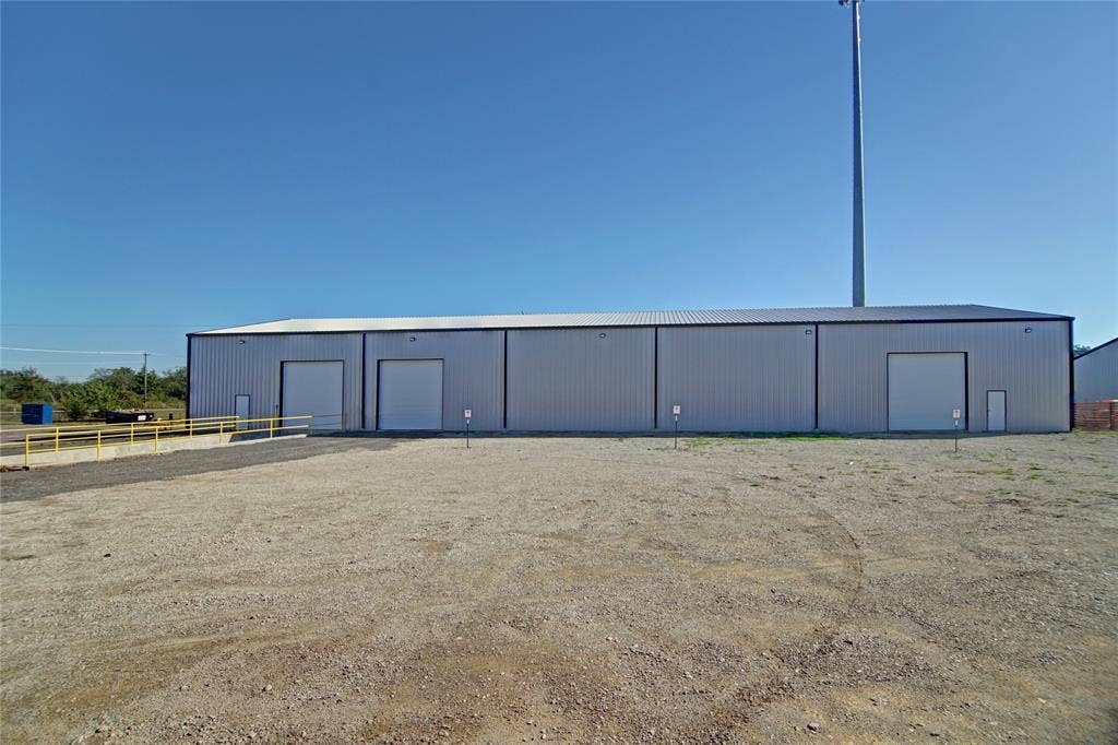 4334 Burleson Retta, Burleson, TX 76028