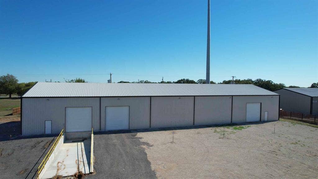 4334 Burleson Retta, Burleson, TX 76028