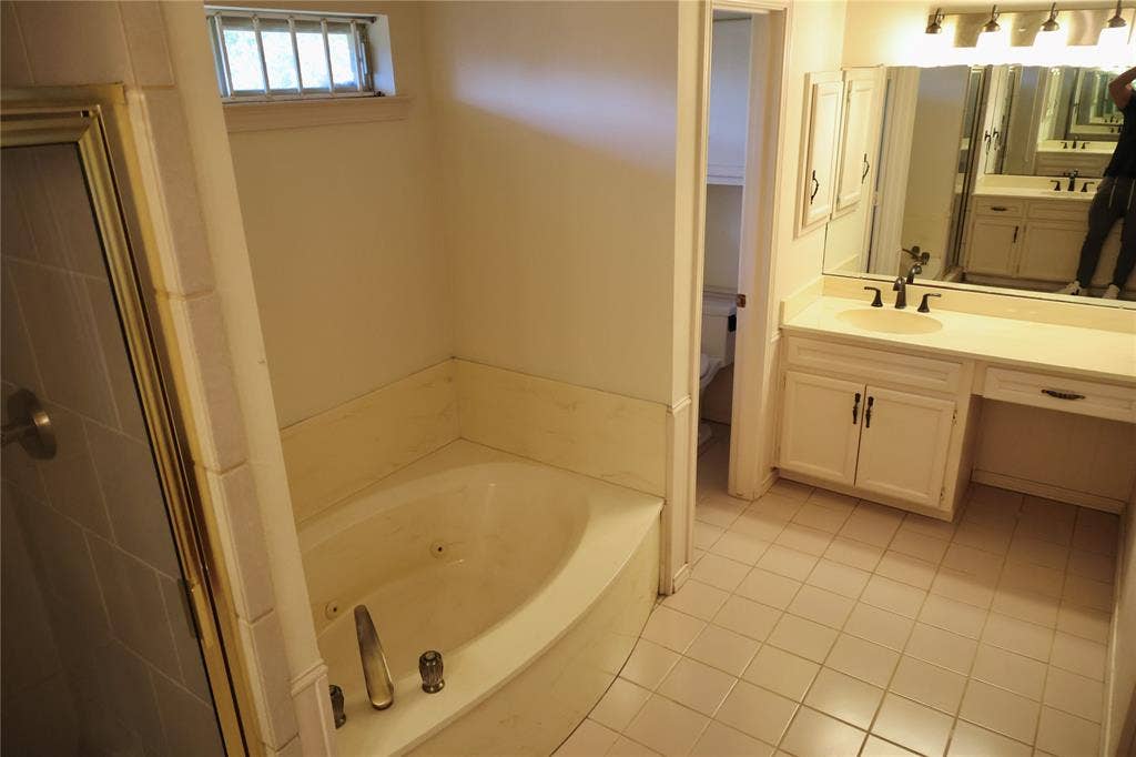 2206 Morning Glory Drive, Richardson, TX 75082
