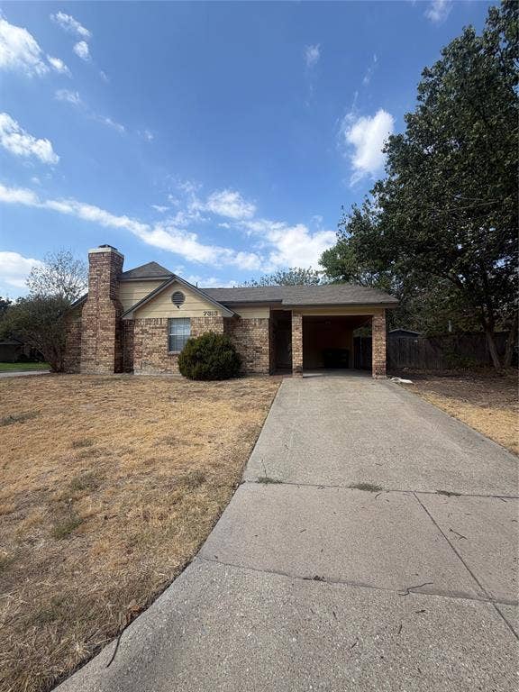 7313 Silver Sage Drive, Fort Worth, TX 76137
