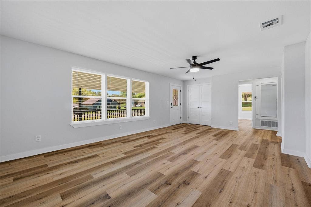 703 E Sears Street, Denison, TX 75021