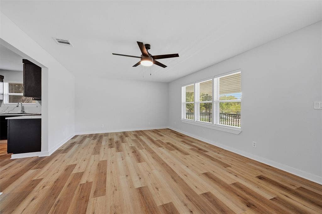 703 E Sears Street, Denison, TX 75021